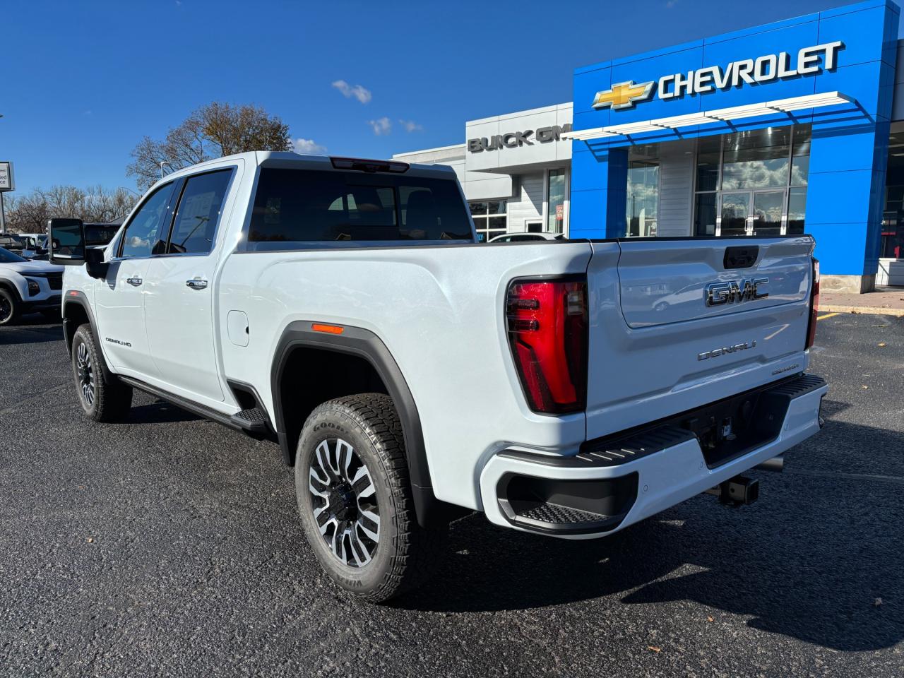 2026 GMC Sierra 2500 HD 2026 GMC Sierra Denali Ultimate 2500HD 4WD Photo