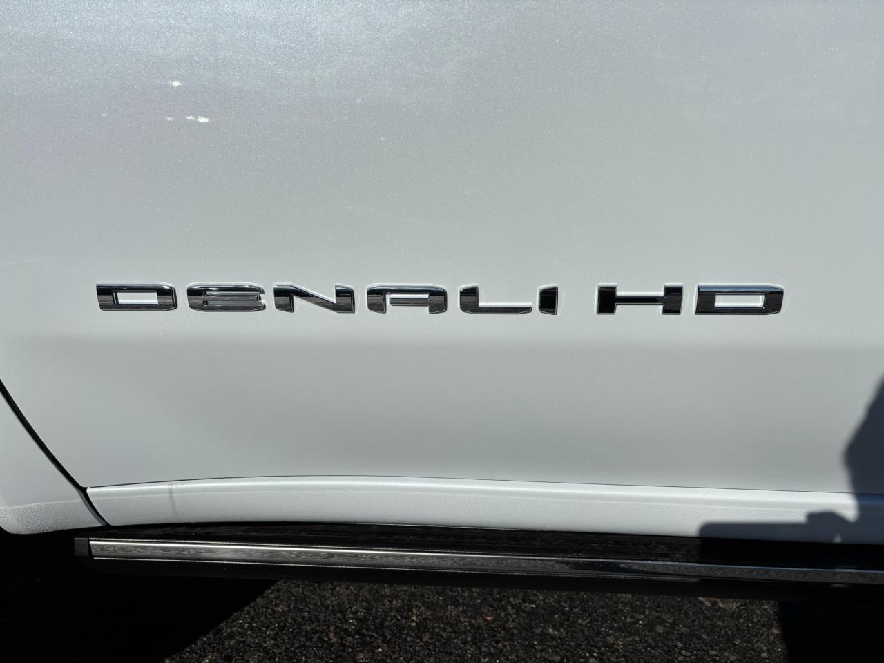 2026 GMC Sierra 2500 HD 2026 GMC Sierra Denali Ultimate 2500HD 4WD Photo