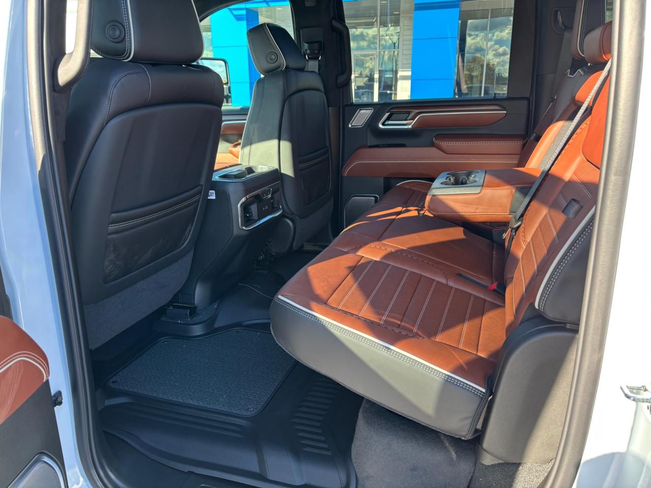 2026 GMC Sierra 2500 HD 2026 GMC Sierra Denali Ultimate 2500HD 4WD Photo