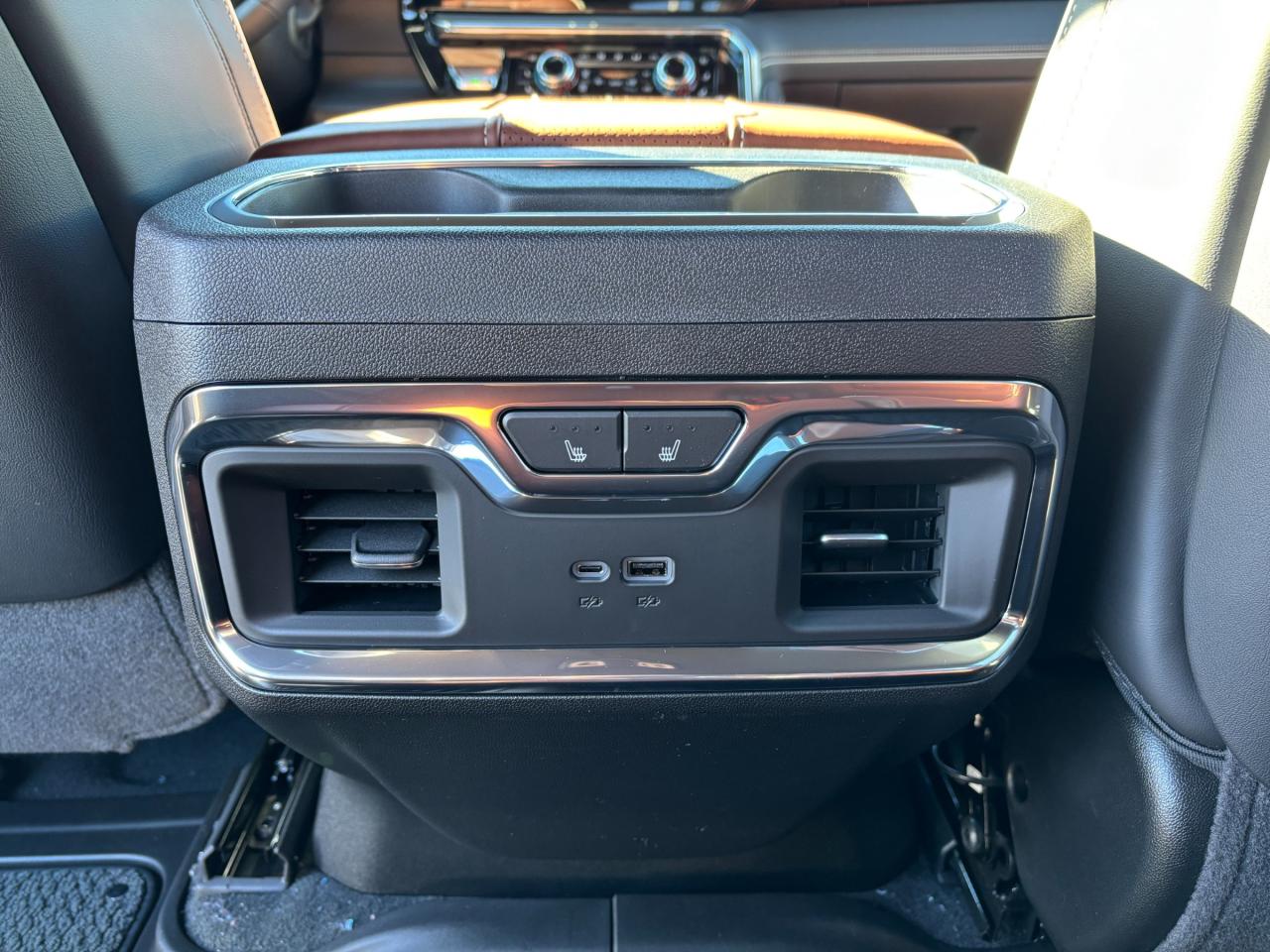 2026 GMC Sierra 2500 HD 2026 GMC Sierra Denali Ultimate 2500HD 4WD Photo