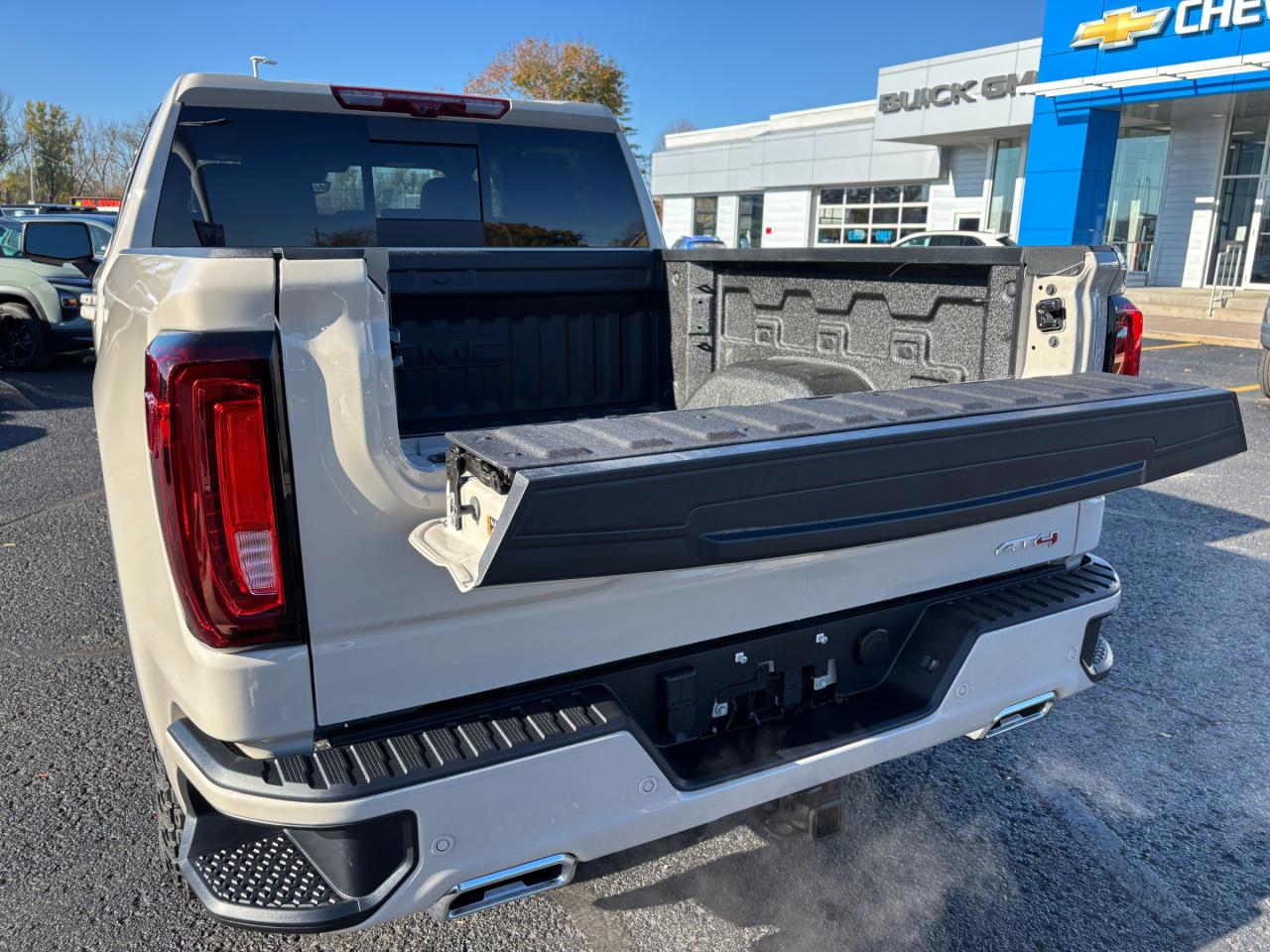 2026 GMC Sierra 1500 2026 GMC Sierra AT4 Crew Cab 4WD Photo