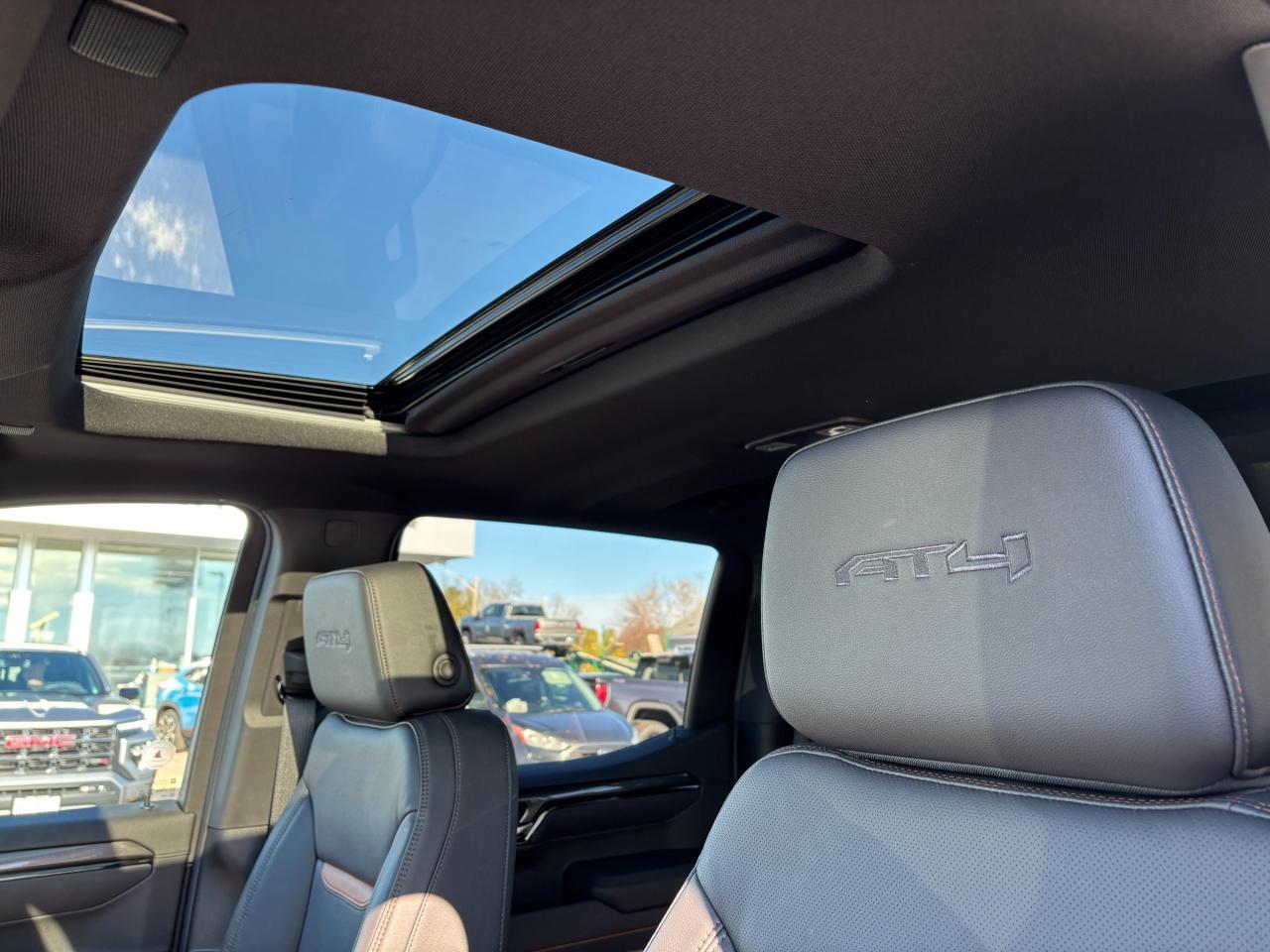 2026 GMC Sierra 1500 2026 GMC Sierra AT4 Crew Cab 4WD Photo