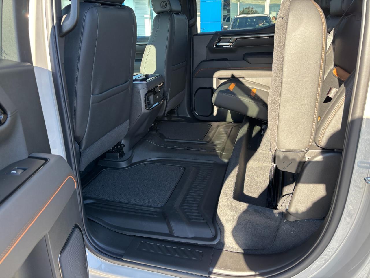 2026 GMC Sierra 1500 2026 GMC Sierra AT4 Crew Cab 4WD Photo