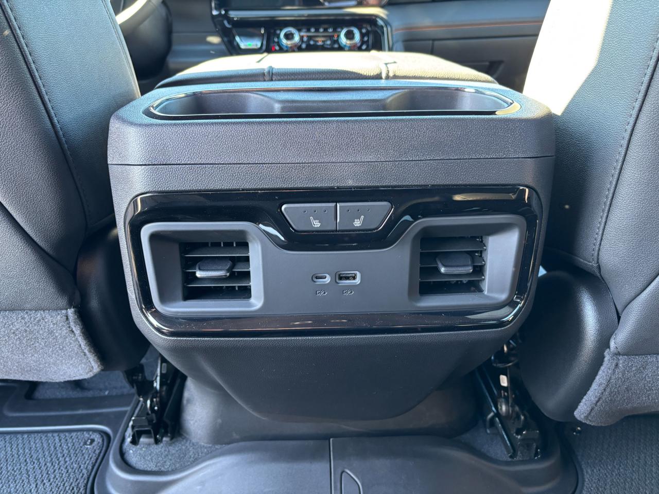 2026 GMC Sierra 1500 2026 GMC Sierra AT4 Crew Cab 4WD Photo