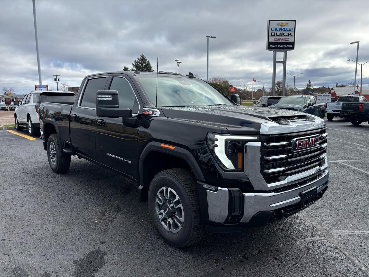 2026 GMC Sierra 2500 HD 2026 GMC Sierra 2500HD SLE Crew Cab 4WD Photo