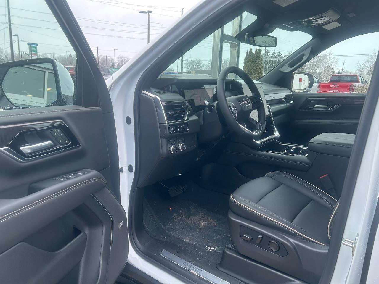 2026 GMC Yukon XL Elevation Photo