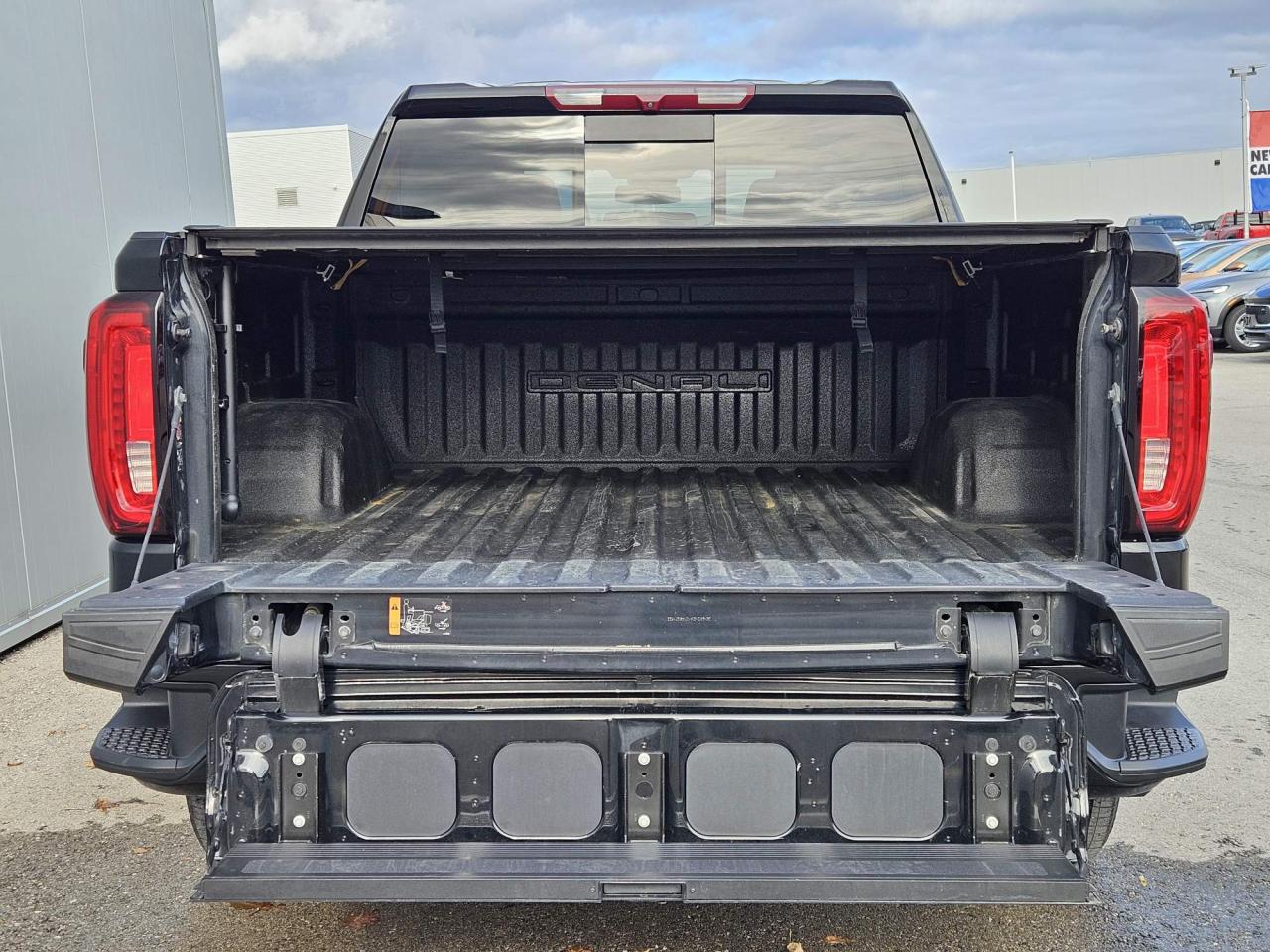 2022 GMC Sierra 1500 Denali One Owner | Navigation | Sunroof | 22" Wheels Photo