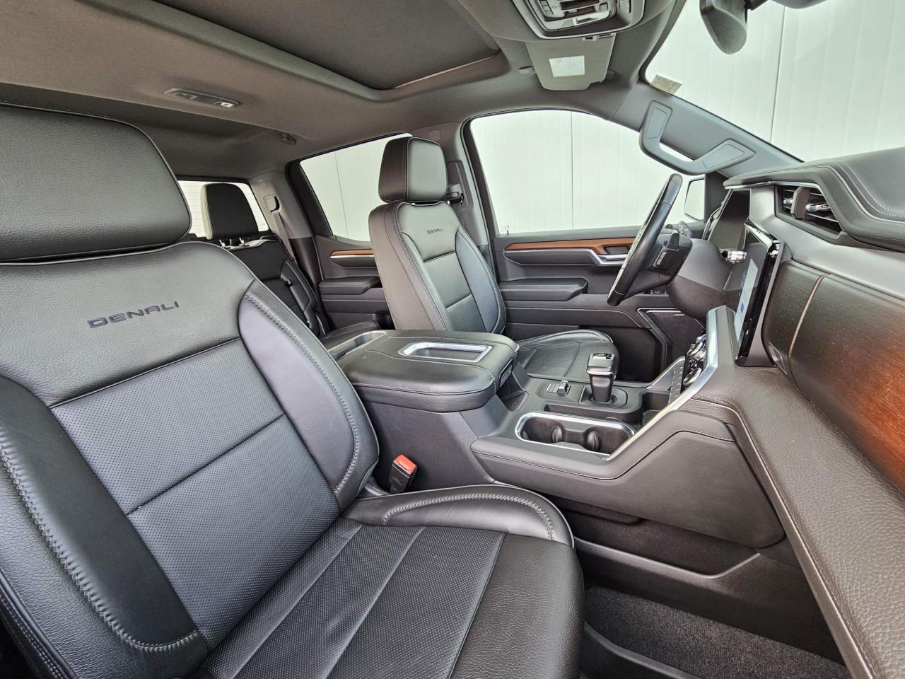 2022 GMC Sierra 1500 Denali One Owner | Navigation | Sunroof | 22" Wheels Photo