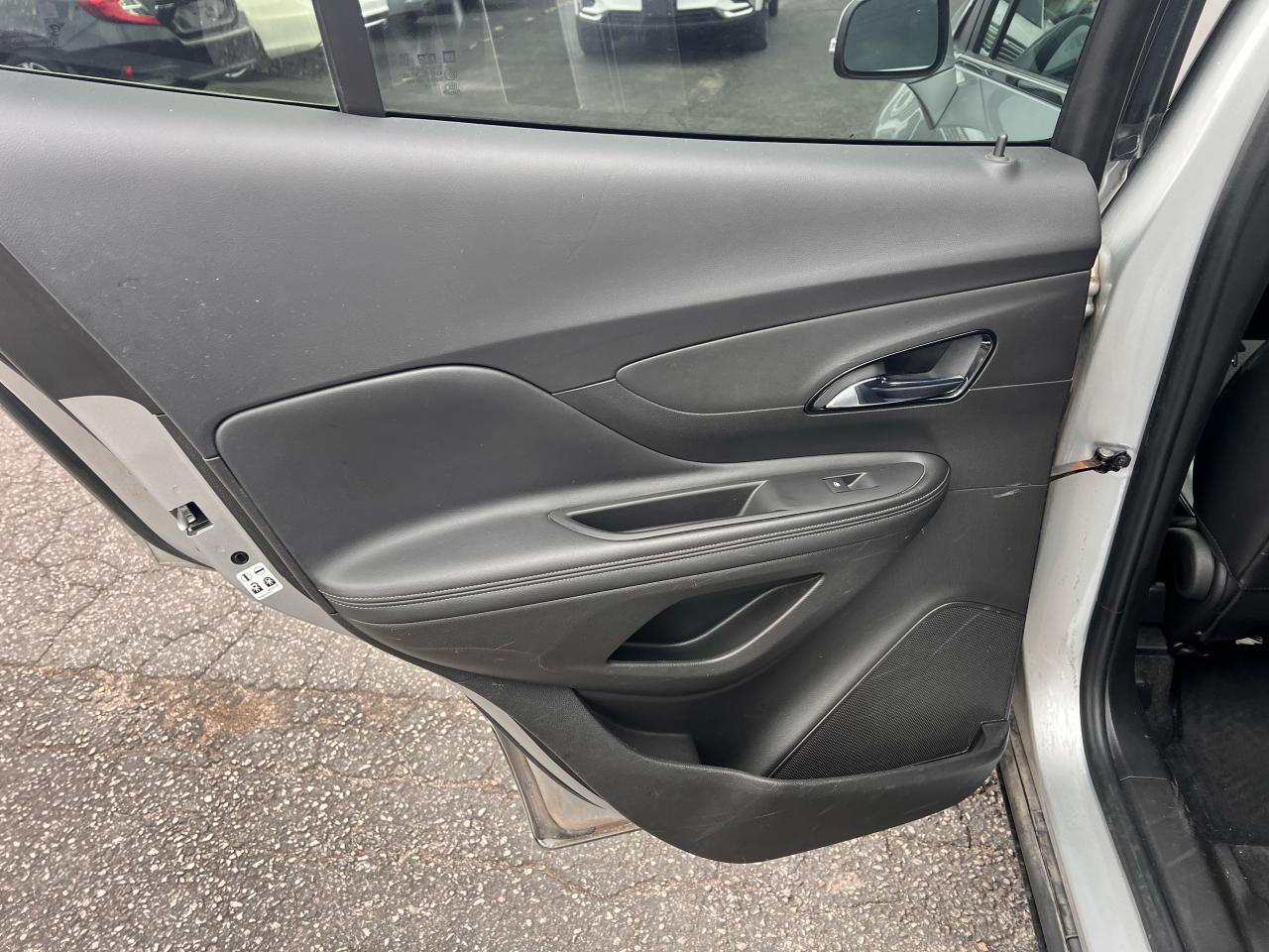 2017 Buick Encore Preferred Photo43