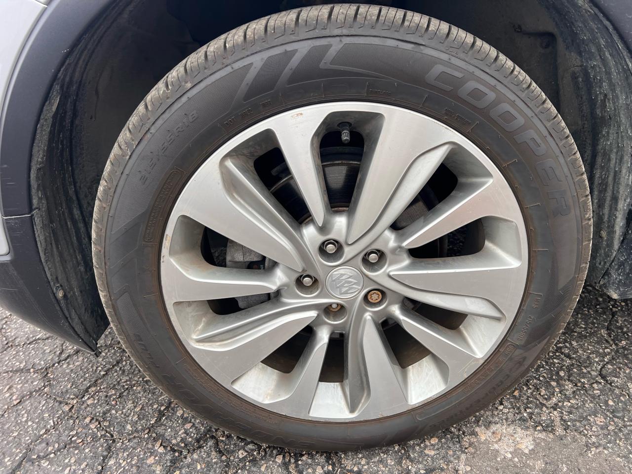 2017 Buick Encore Preferred Photo10