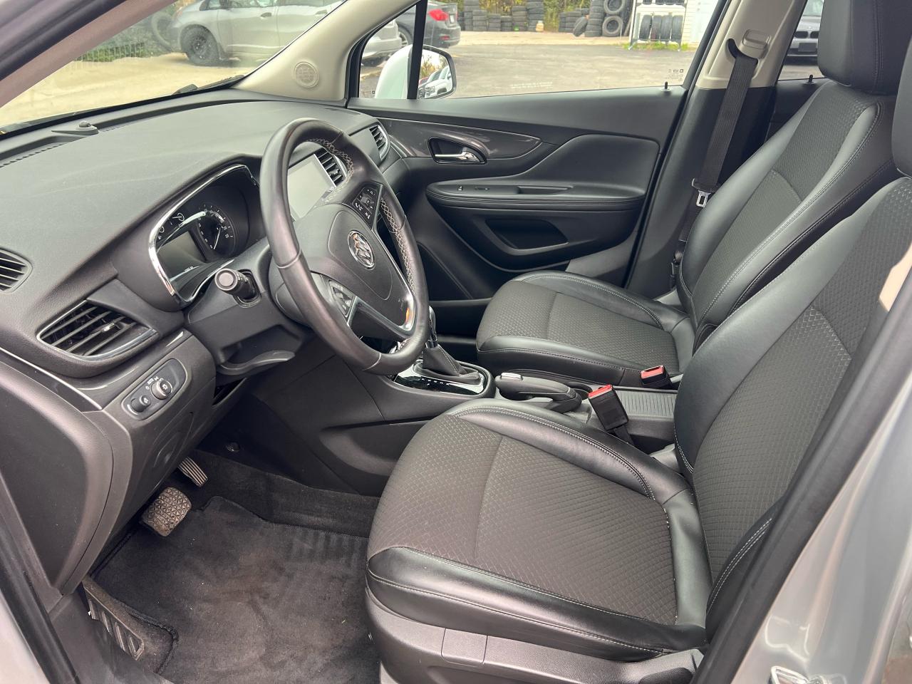 2017 Buick Encore Preferred Photo42