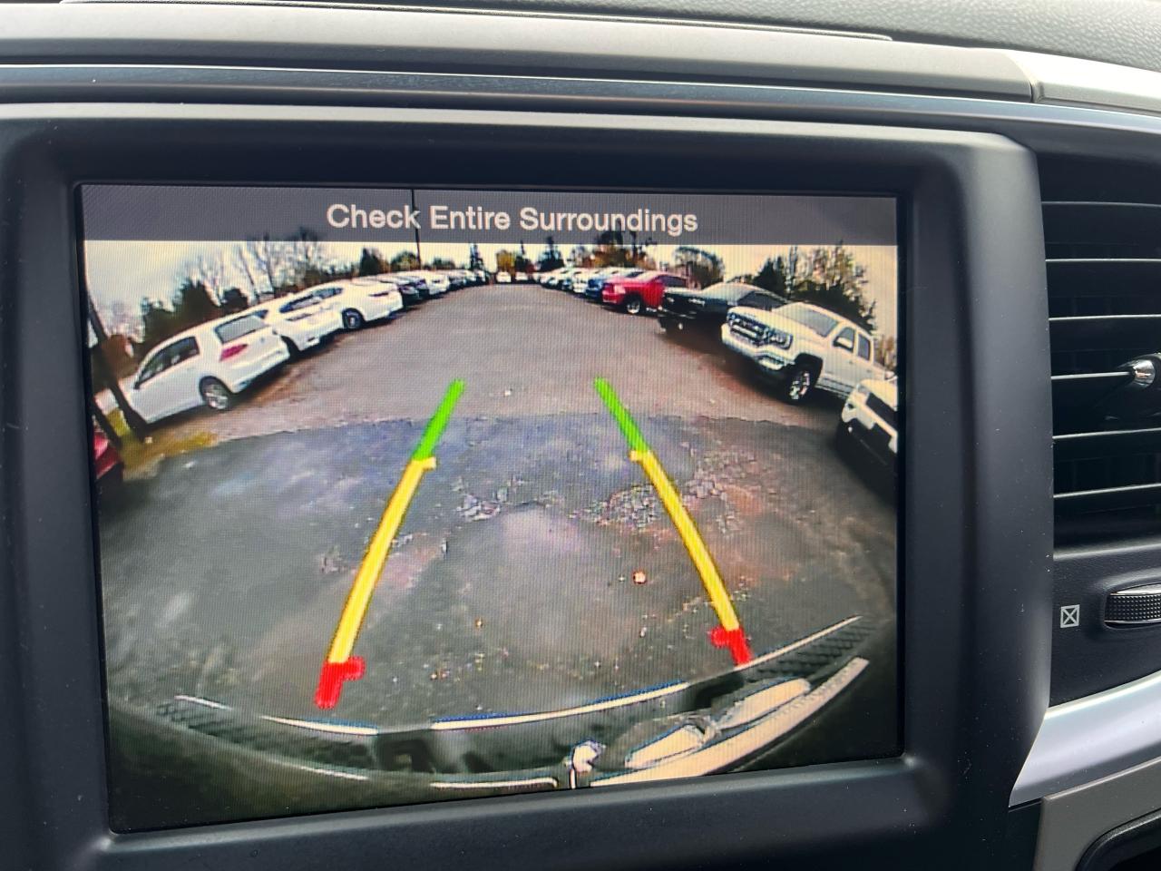 2015 RAM 1500 SLT Photo33