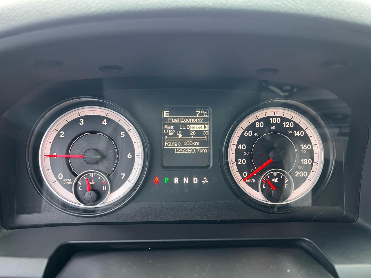 2015 RAM 1500 SLT 4X4 V6 3.6L ONLY 125KM Photo