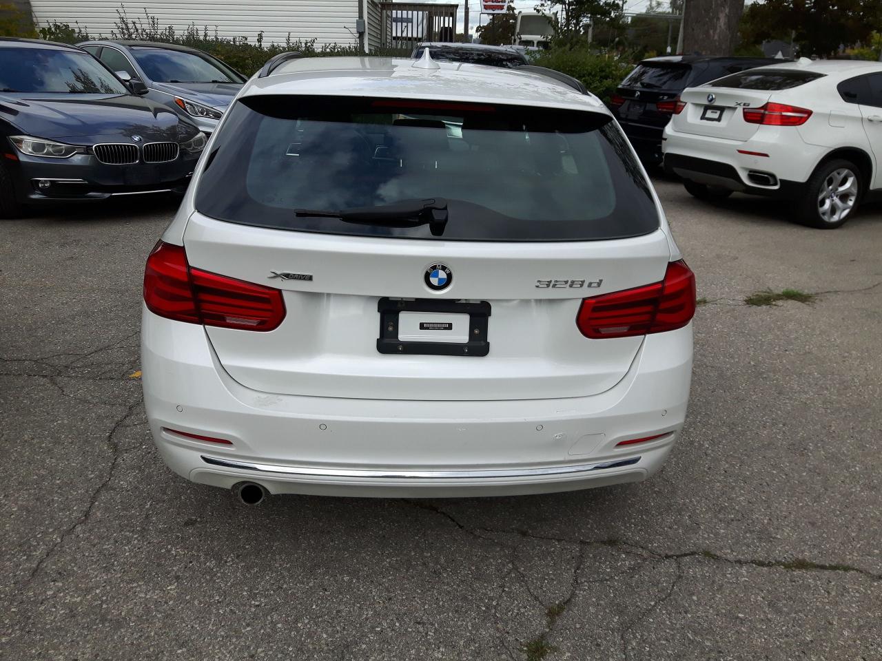 2016 BMW 3 Series 328d xDrive Photo4