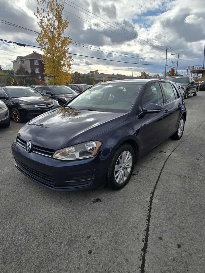 2017 Volkswagen Golf TRENDLINE