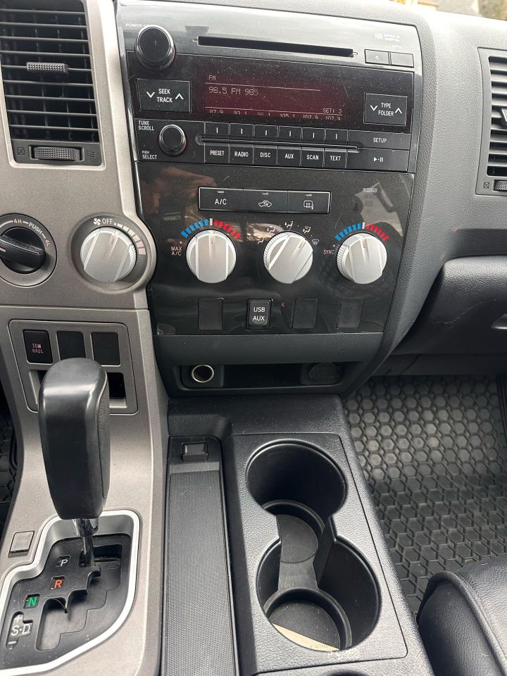 2010 Toyota Tundra SR5 - Photo #10