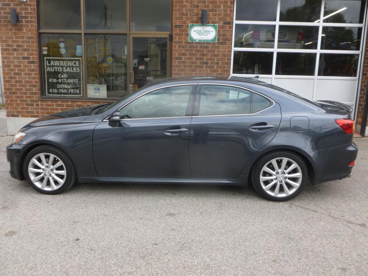 2009 Lexus IS 250  Photo2