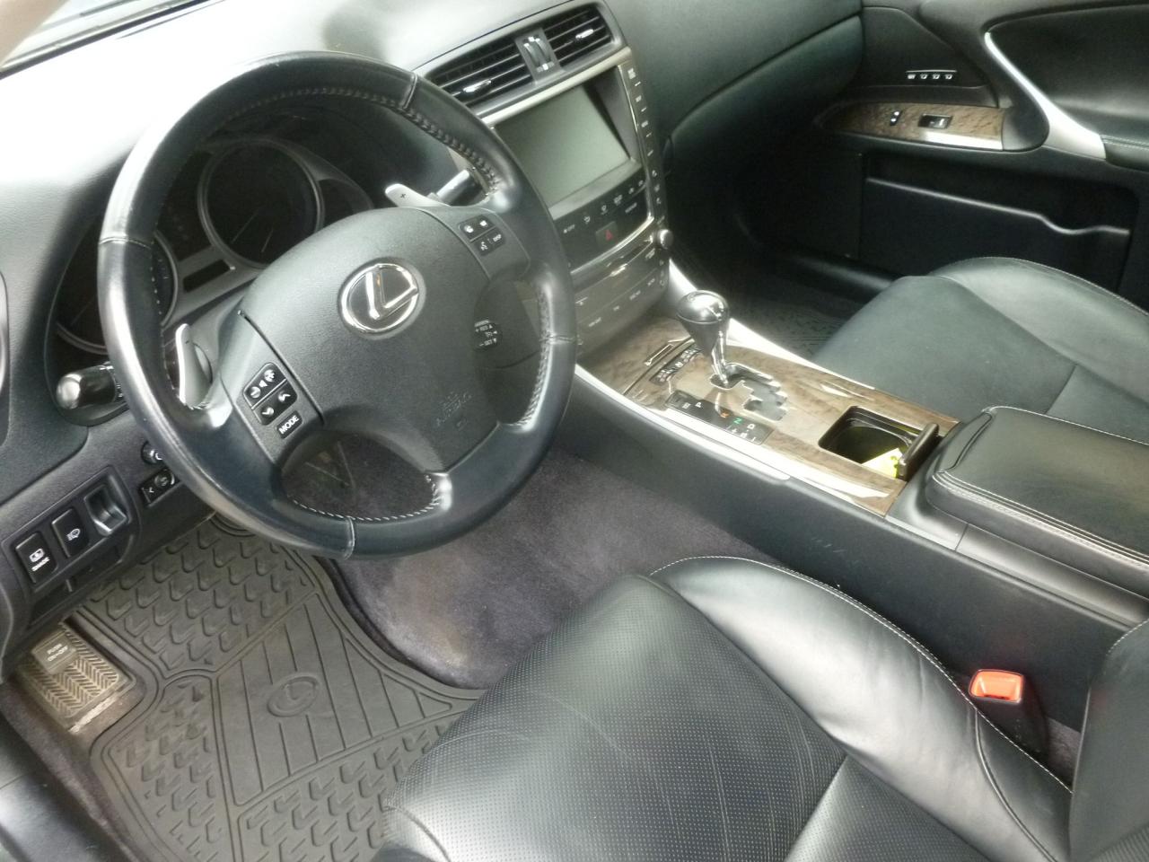 2009 Lexus IS 250  - Photo #6