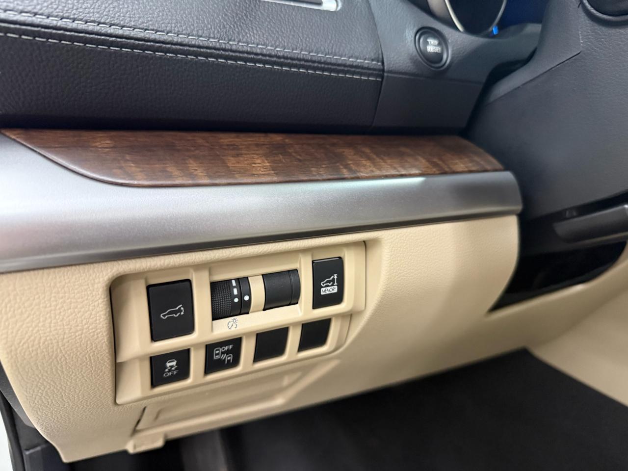 2018 Subaru Outback LIMITED - Photo #17