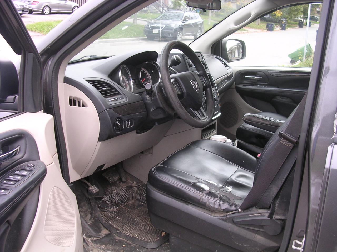 2016 Dodge Grand Caravan CANADA VALUE PACKAGE - Photo #5