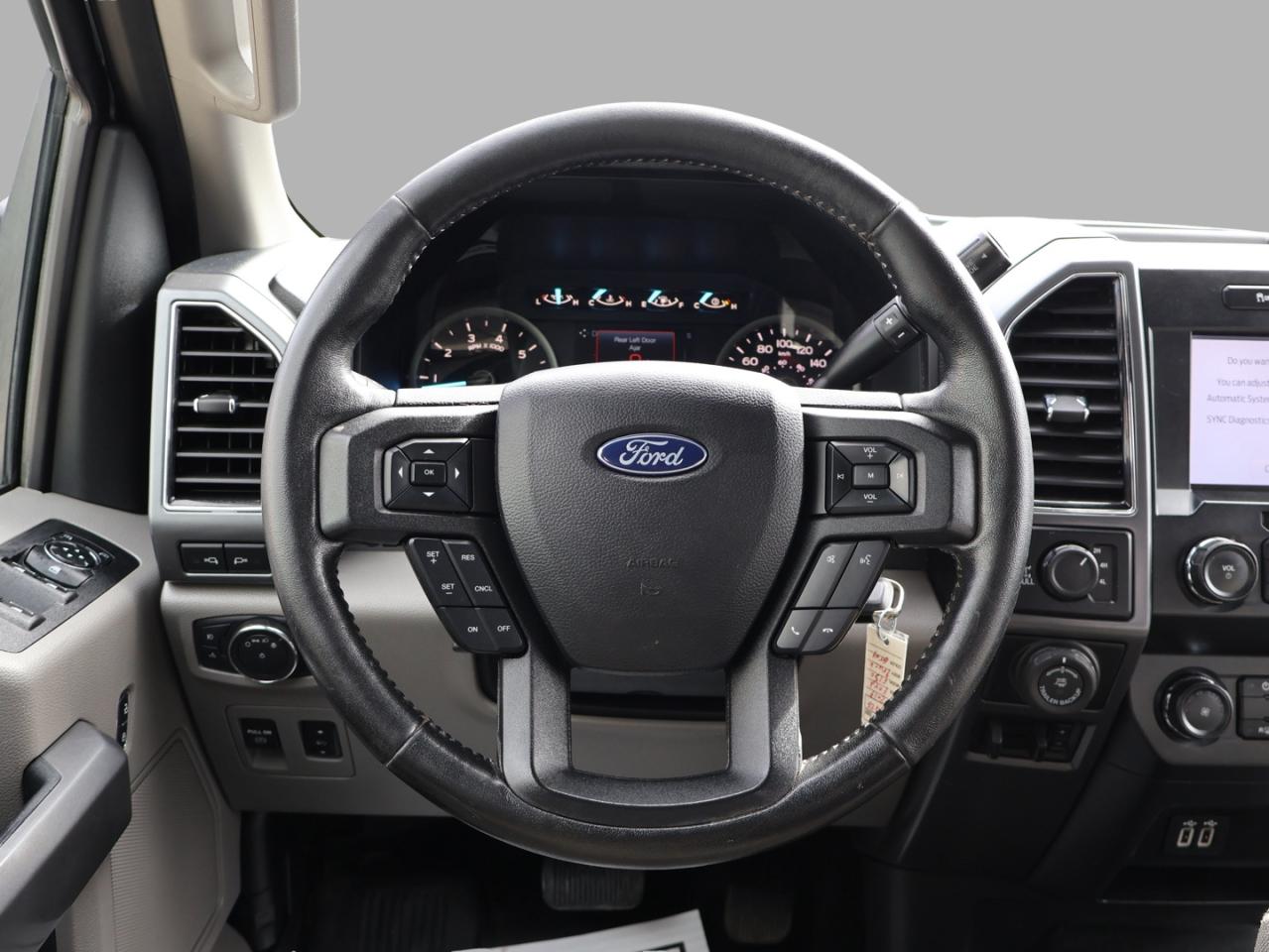 2019 Ford F-150 XTR CREW 4WD CERTIFIED *ACCIDENT FREE*FORD MAINTAIN* CAMERA BLUETOOTH CRUISE ALLOYS - Photo #10