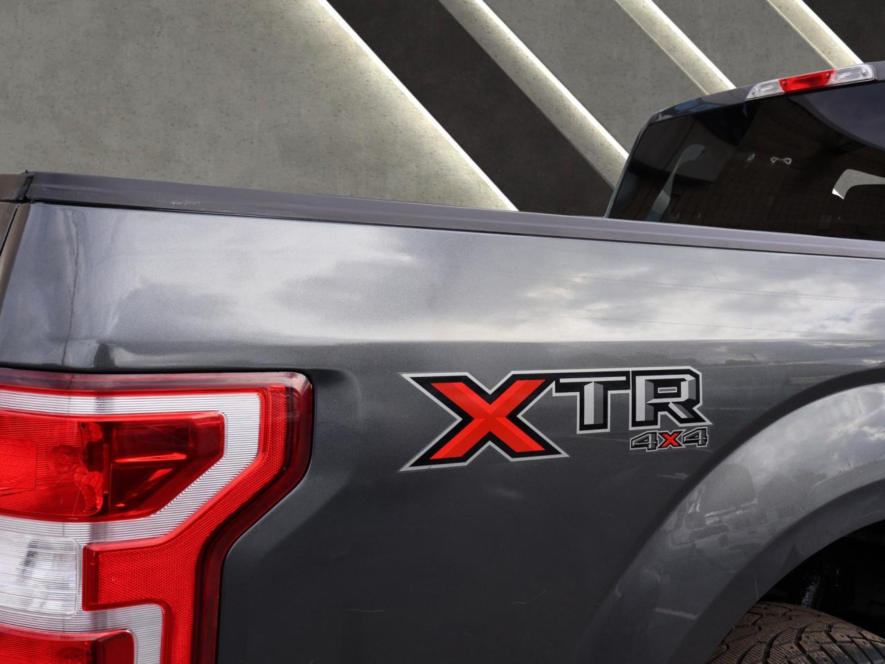 2019 Ford F-150 XTR CREW 4WD CERTIFIED *ACCIDENT FREE*FORD MAINTAIN* CAMERA BLUETOOTH CRUISE ALLOYS - Photo #34