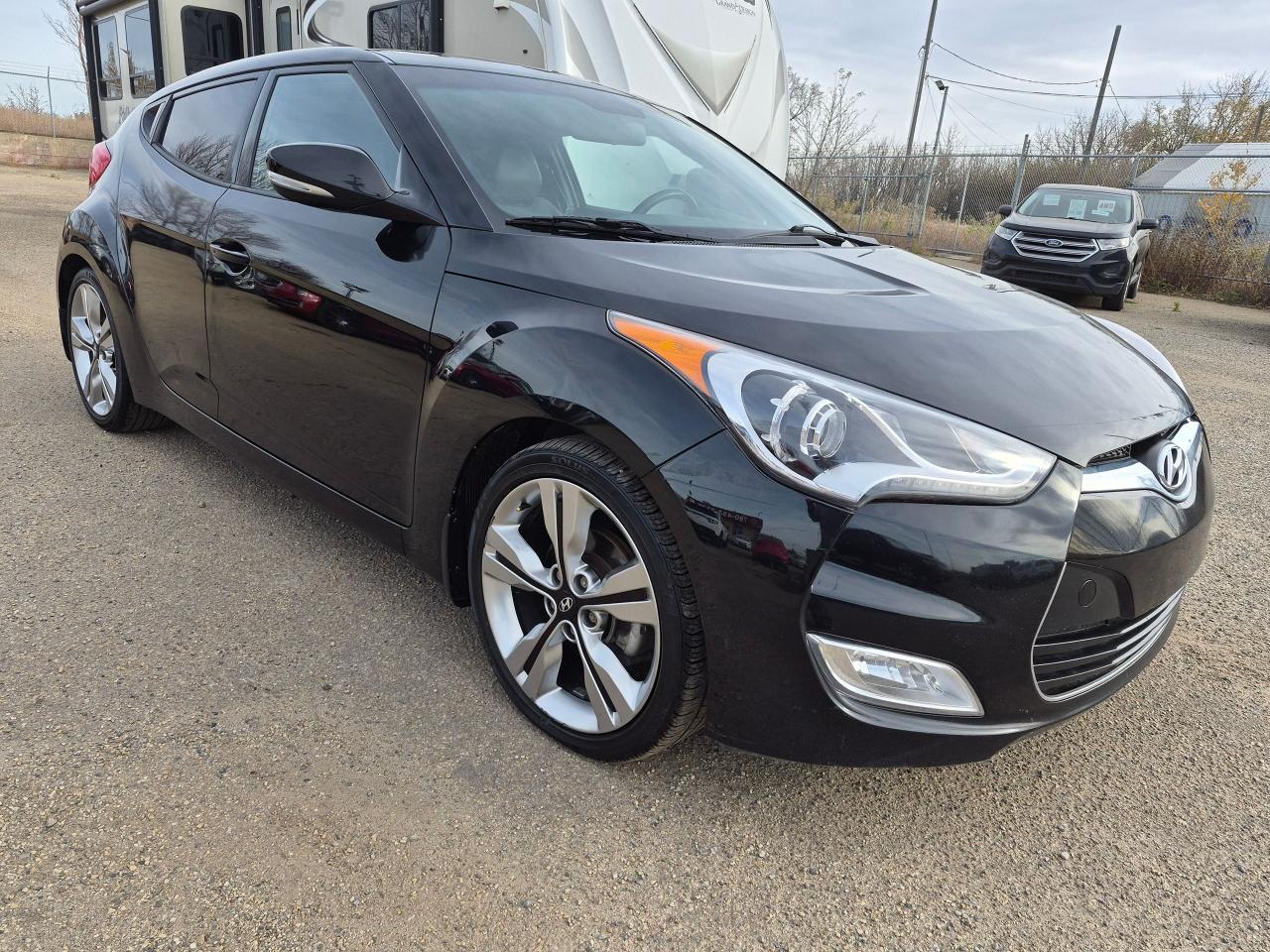 2016 Hyundai Veloster Tech, Leather, Sunroof, Remote, Nav, BU Cam, Htd S - Photo #3