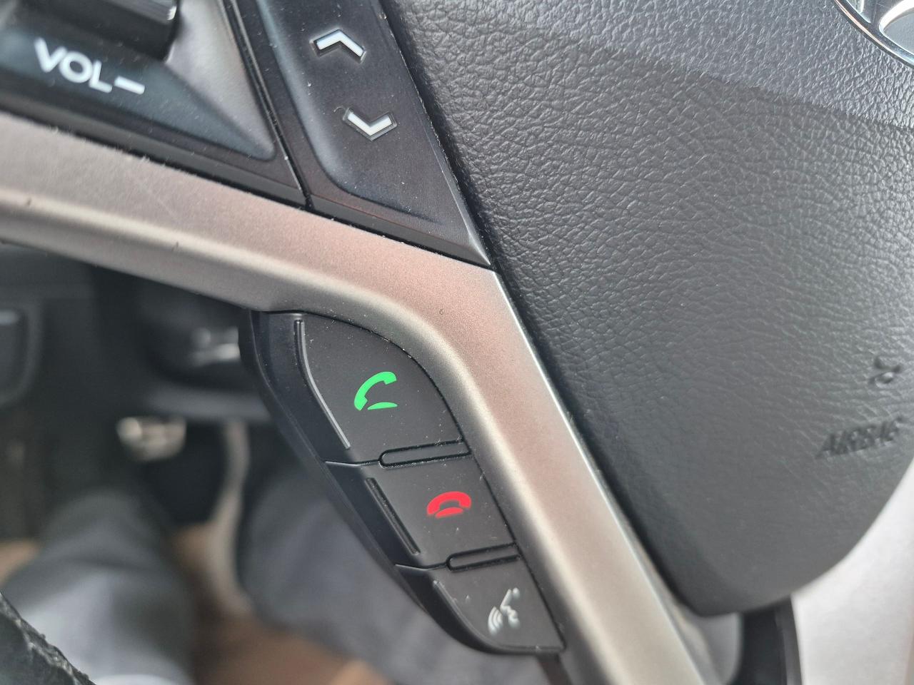2016 Hyundai Veloster Tech, Leather, Sunroof, Remote, Nav, BU Cam, Htd S - Photo #12