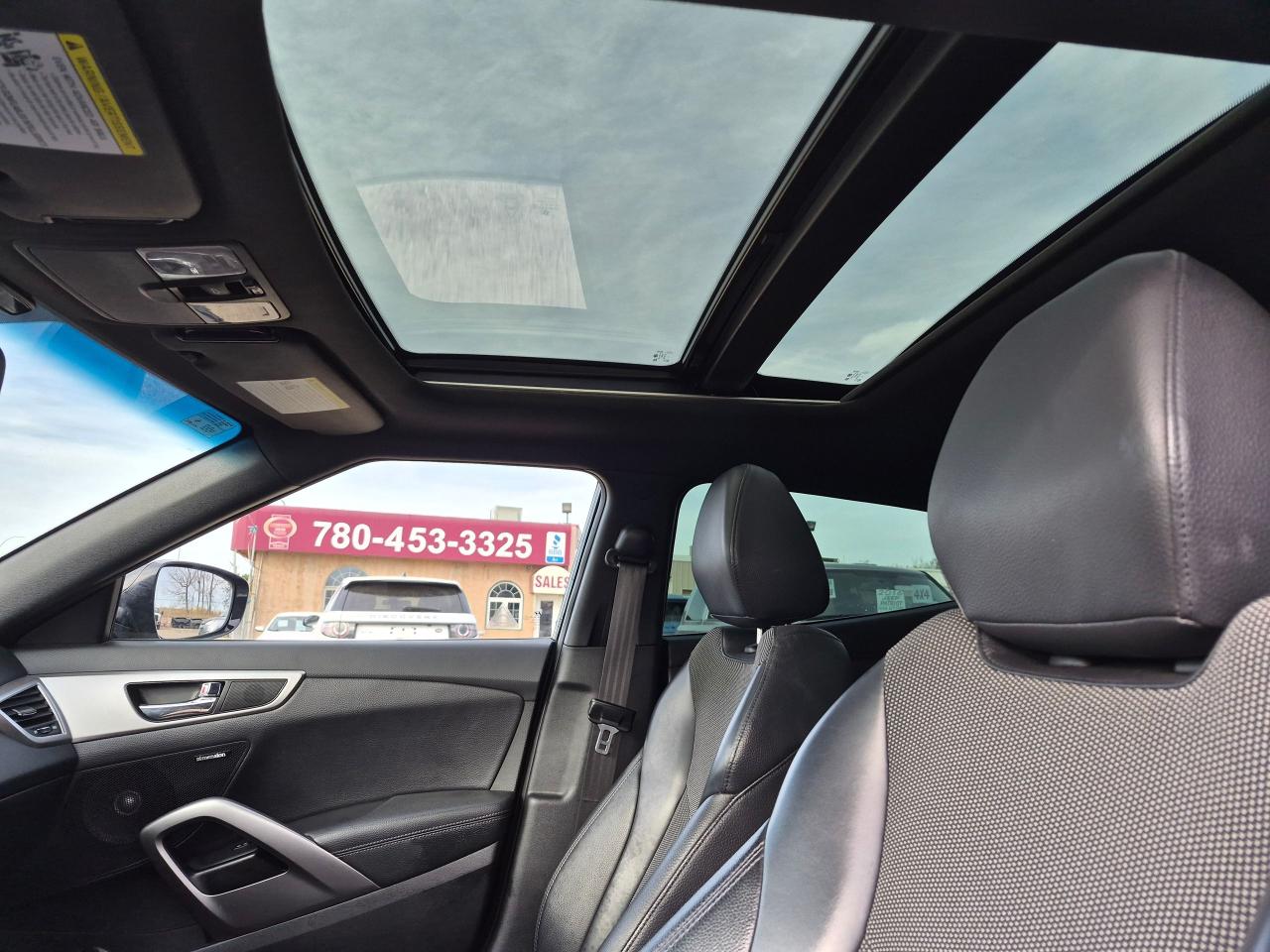 2016 Hyundai Veloster Tech, Leather, Sunroof, Remote, Nav, BU Cam, Htd S - Photo #21