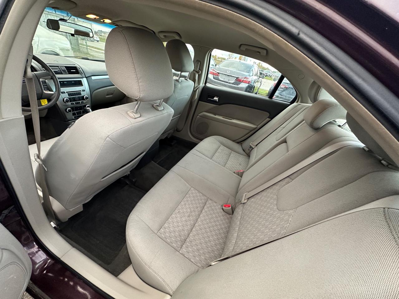 2011 Ford Fusion SE, 4 CYL, AUTO, ONLY 48,000KMS, CERTIFIED - Photo #14
