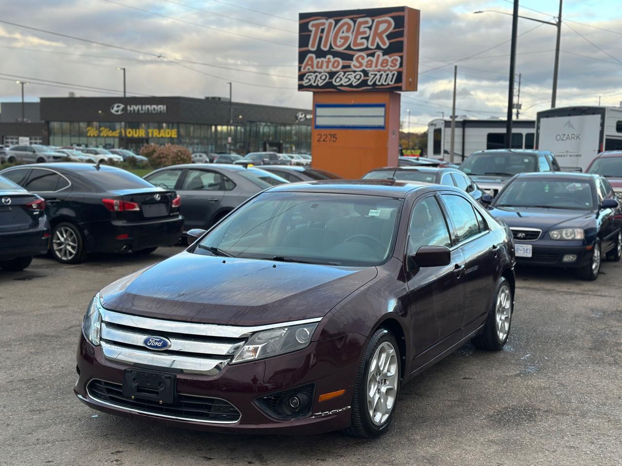2011 Ford Fusion SE, 4 CYL, AUTO, ONLY 48,000KMS, CERTIFIED - Photo #1