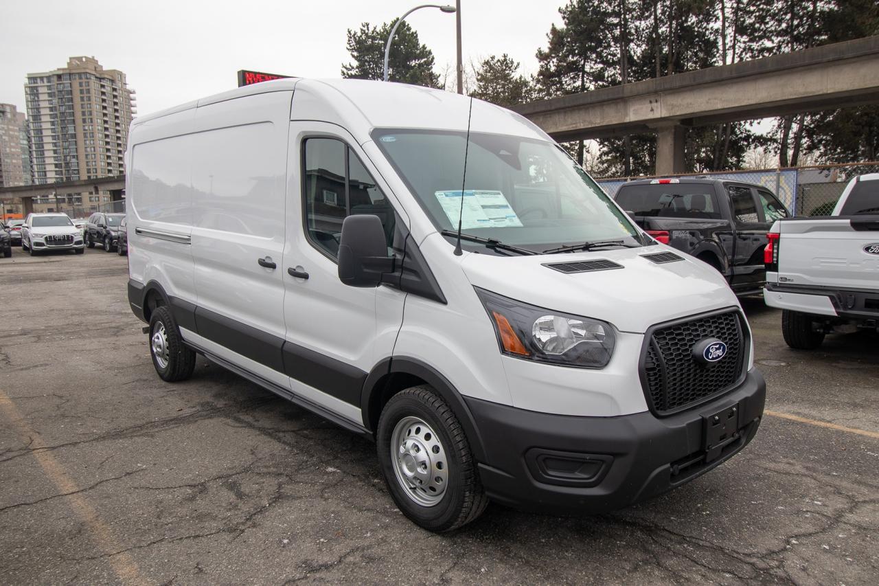 2026 Ford Transit Cargo Van T-250 148" MED RF 9070 GVWR AWD Photo3