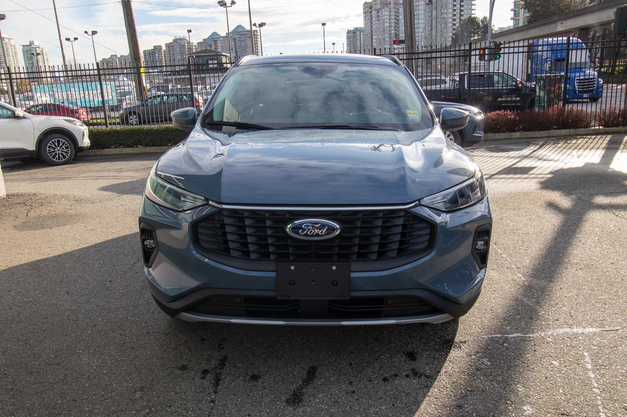 2026 Ford Escape PHEV FWD Photo2