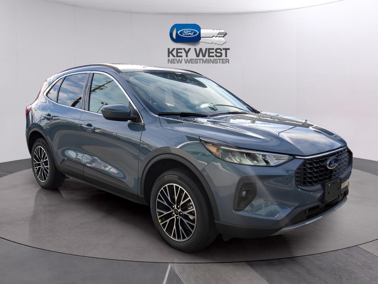 2026 Ford Escape PHEV FWD Hybrid Photo4