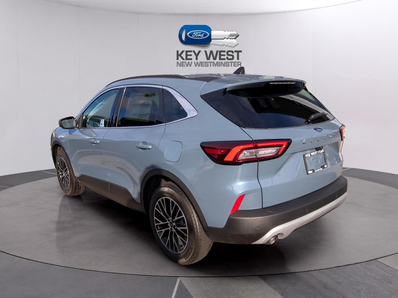 2026 Ford Escape PHEV FWD Hybrid Photo1