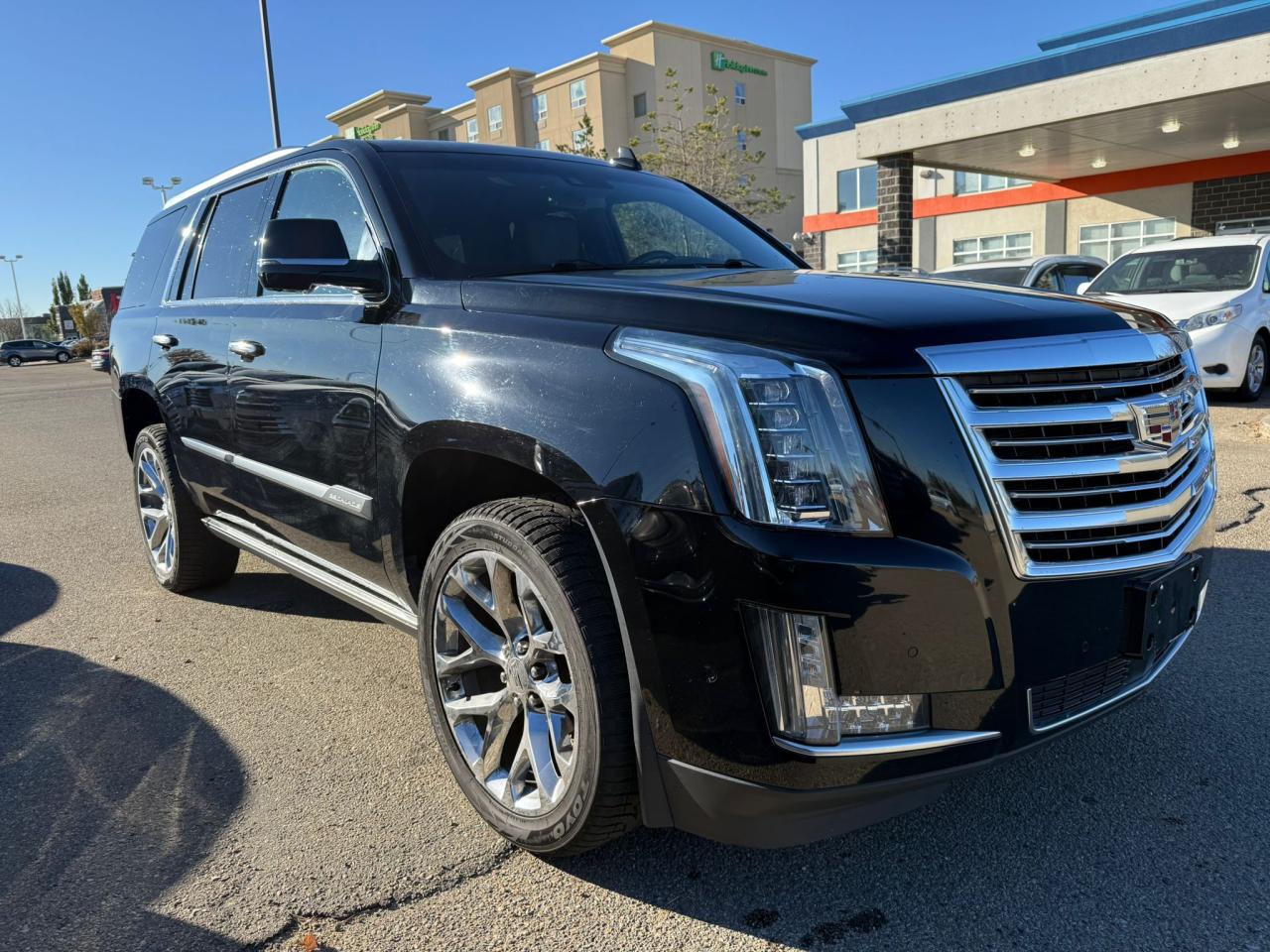Used 2017 Cadillac Escalade Platinum | ALL CREDIT ACCEPTED!! for sale in Edmonton, AB