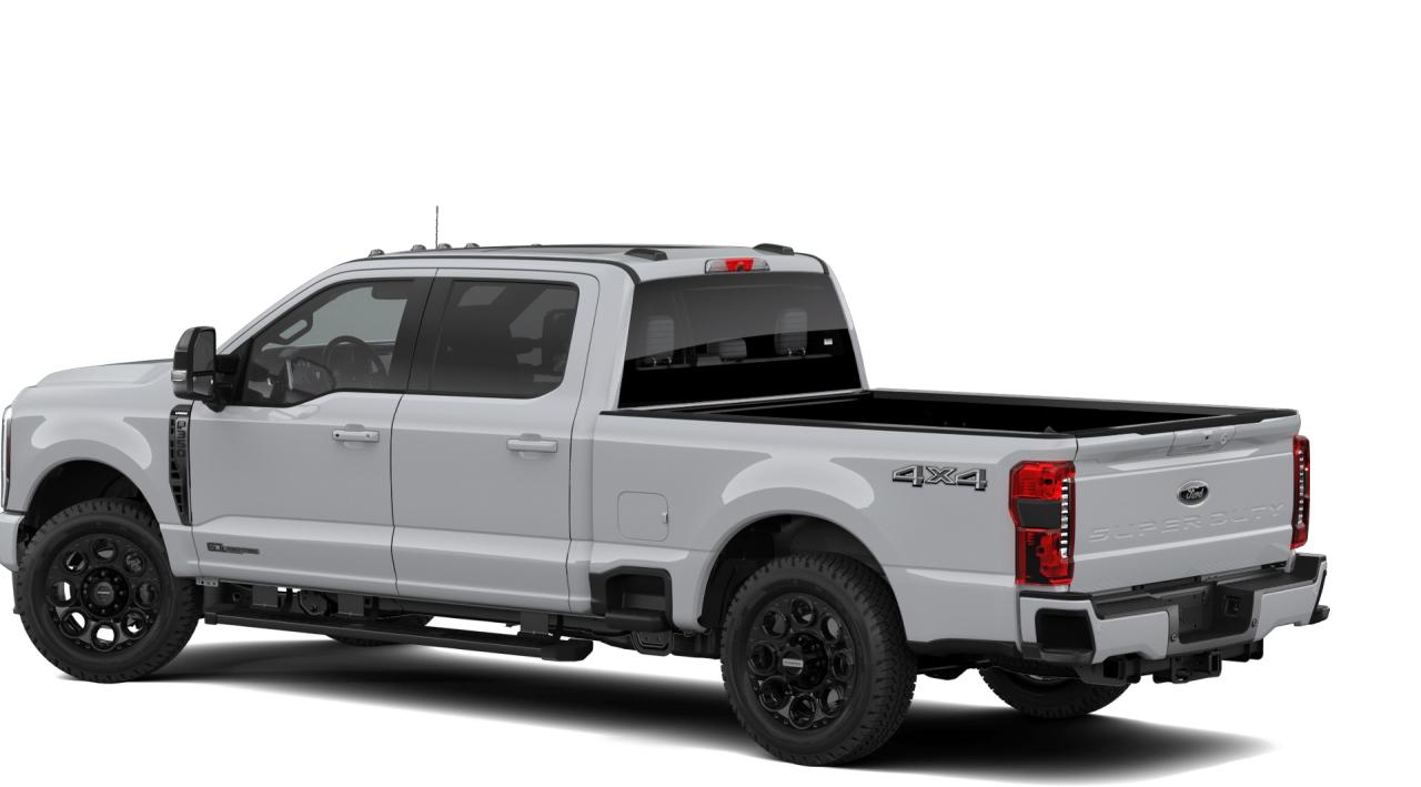 2026 Ford F-350 Lariat Crew Cab Black Pack 4x4 Photo