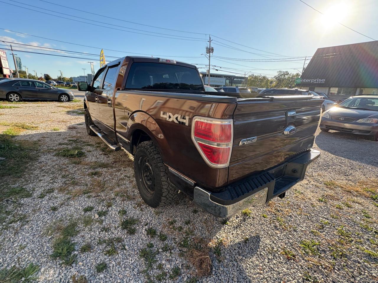 2011 Ford F-150 4WD SUPERCREW 145" XLT Photo3