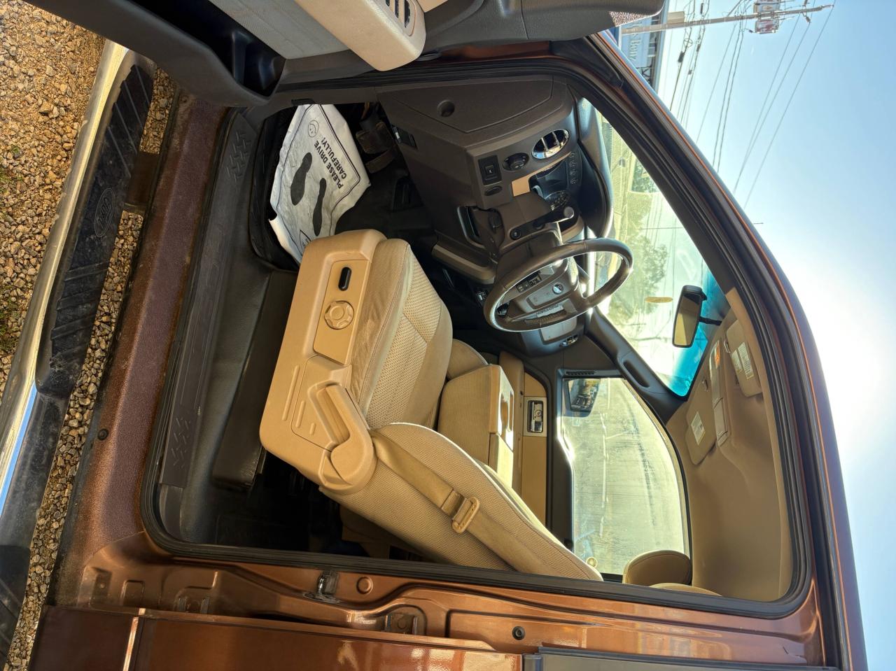 2011 Ford F-150 4WD SUPERCREW 145" XLT Photo