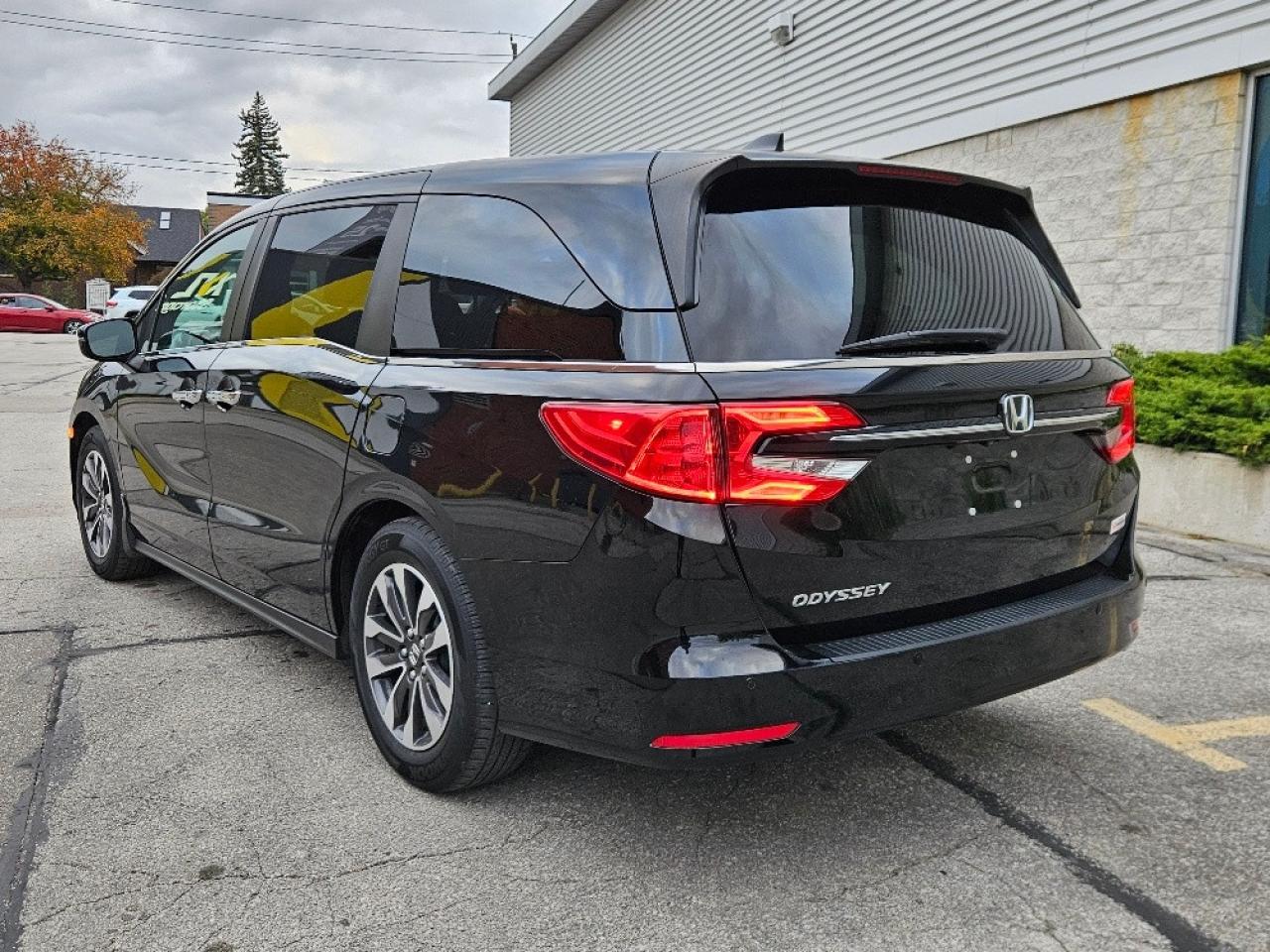 2021 Honda Odyssey EX-L NAVI-LEATHER-SUNROOF-LOADED-CERTIFIED Photo