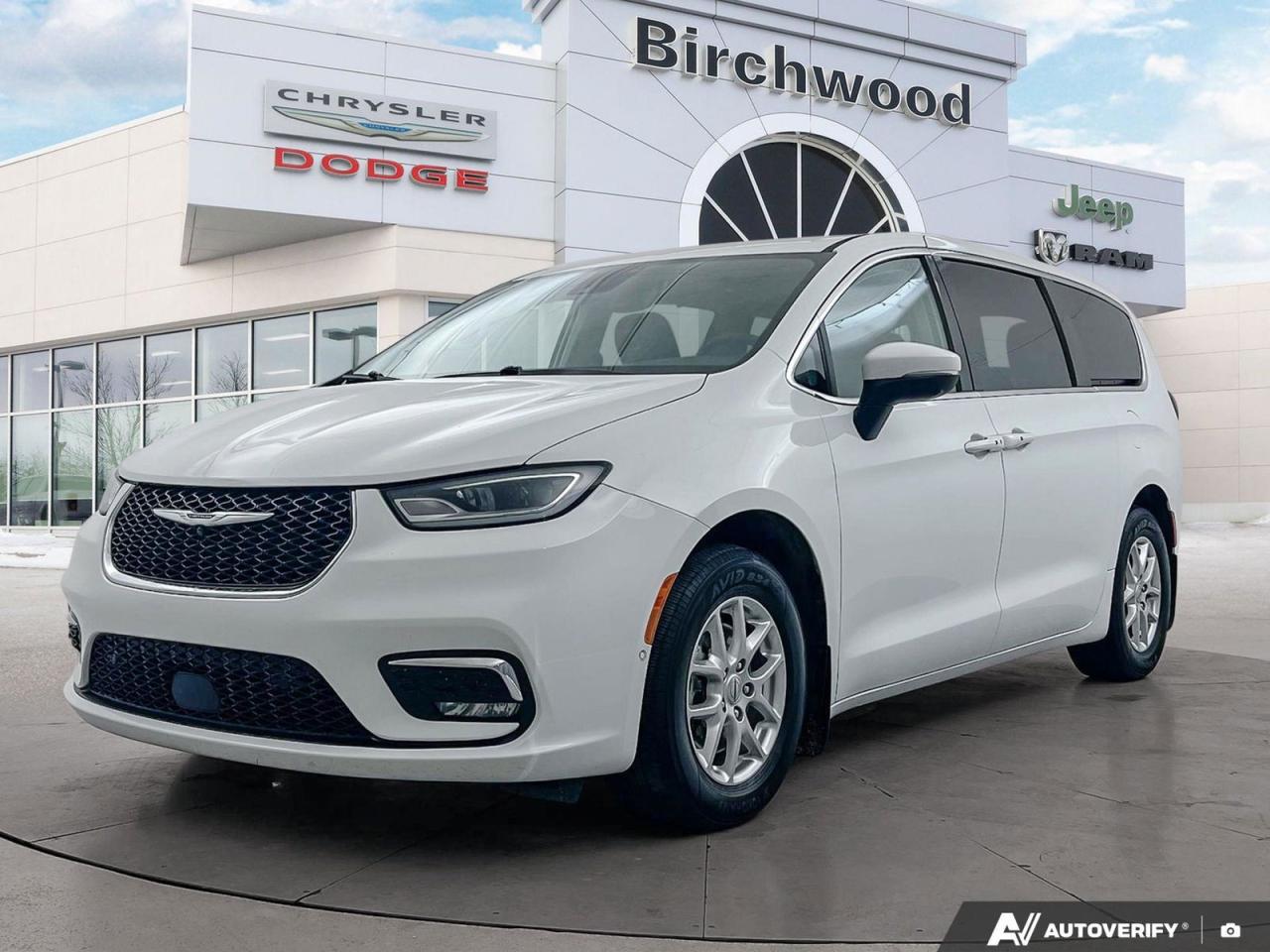 Used 2023 Chrysler Pacifica Touring L | 360 Surround Cam | Remote Start | Heated Seats | for sale in Winnipeg, MB