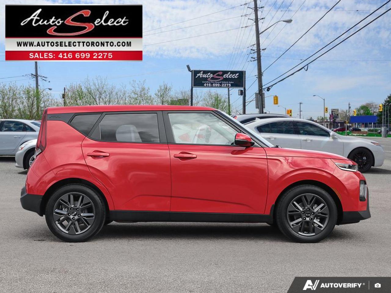 2021 Kia Soul EX+ Sunroof - Apple Carplay - Backup Cam - Cln Carfax Photo