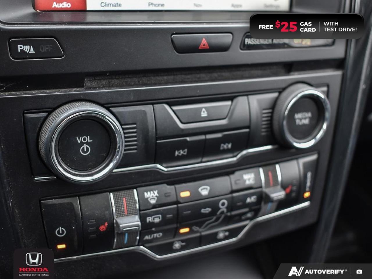 2018 Ford Explorer XLT Photo