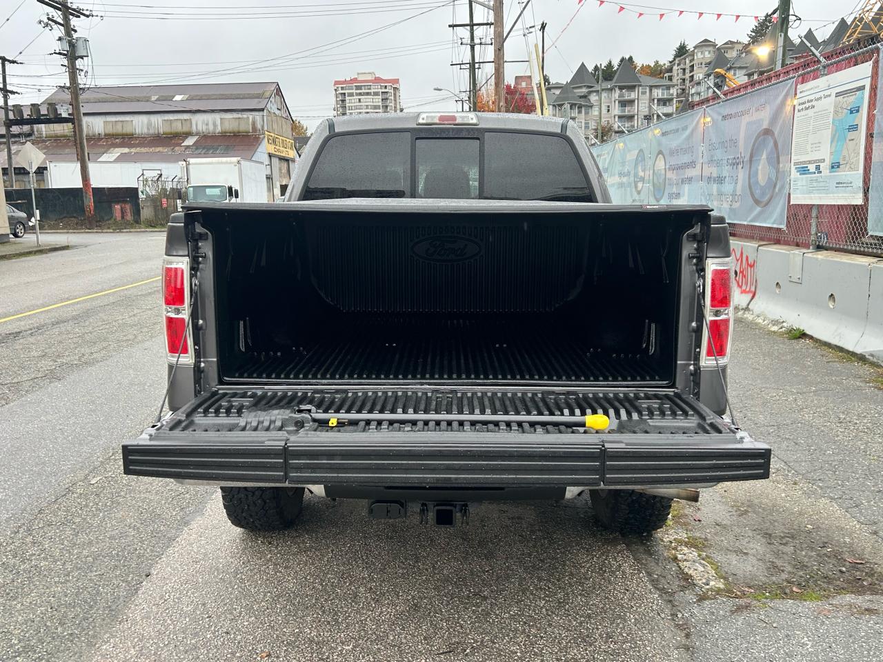 2012 Ford F-150 Lariat - Photo #9