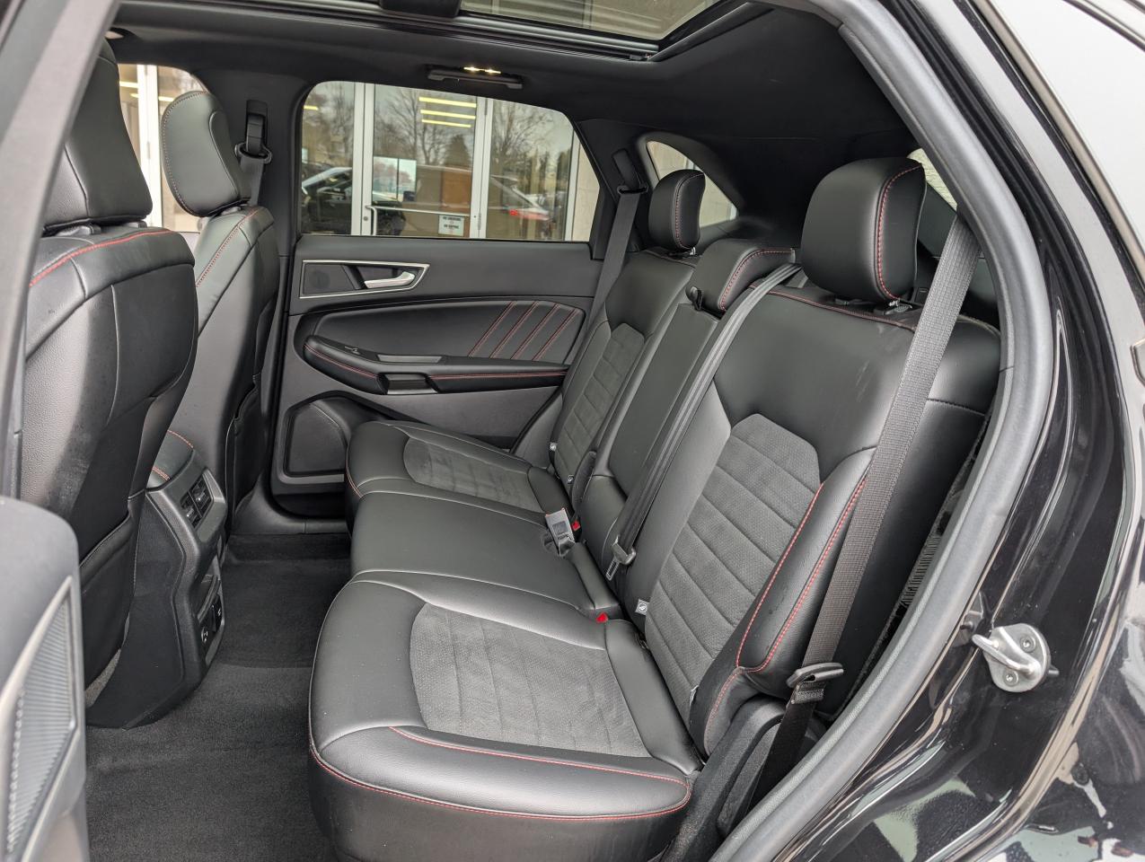 2021 Ford Edge ST Line Photo