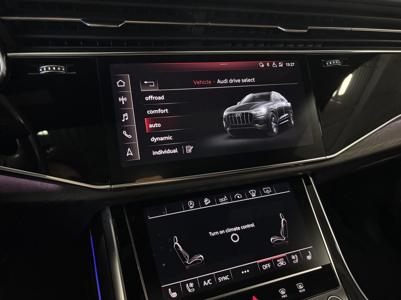 2019 Audi Q8 Technik|S-LINE|QUATTRO|NAV|HEADSUP|WOOD|AMBIENT|3D - Photo #28