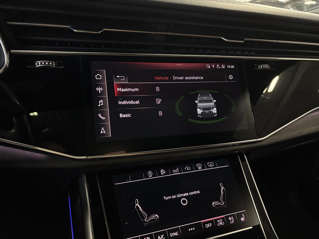 2019 Audi Q8 Technik|S-LINE|QUATTRO|NAV|HEADSUP|WOOD|AMBIENT|3D - Photo #35