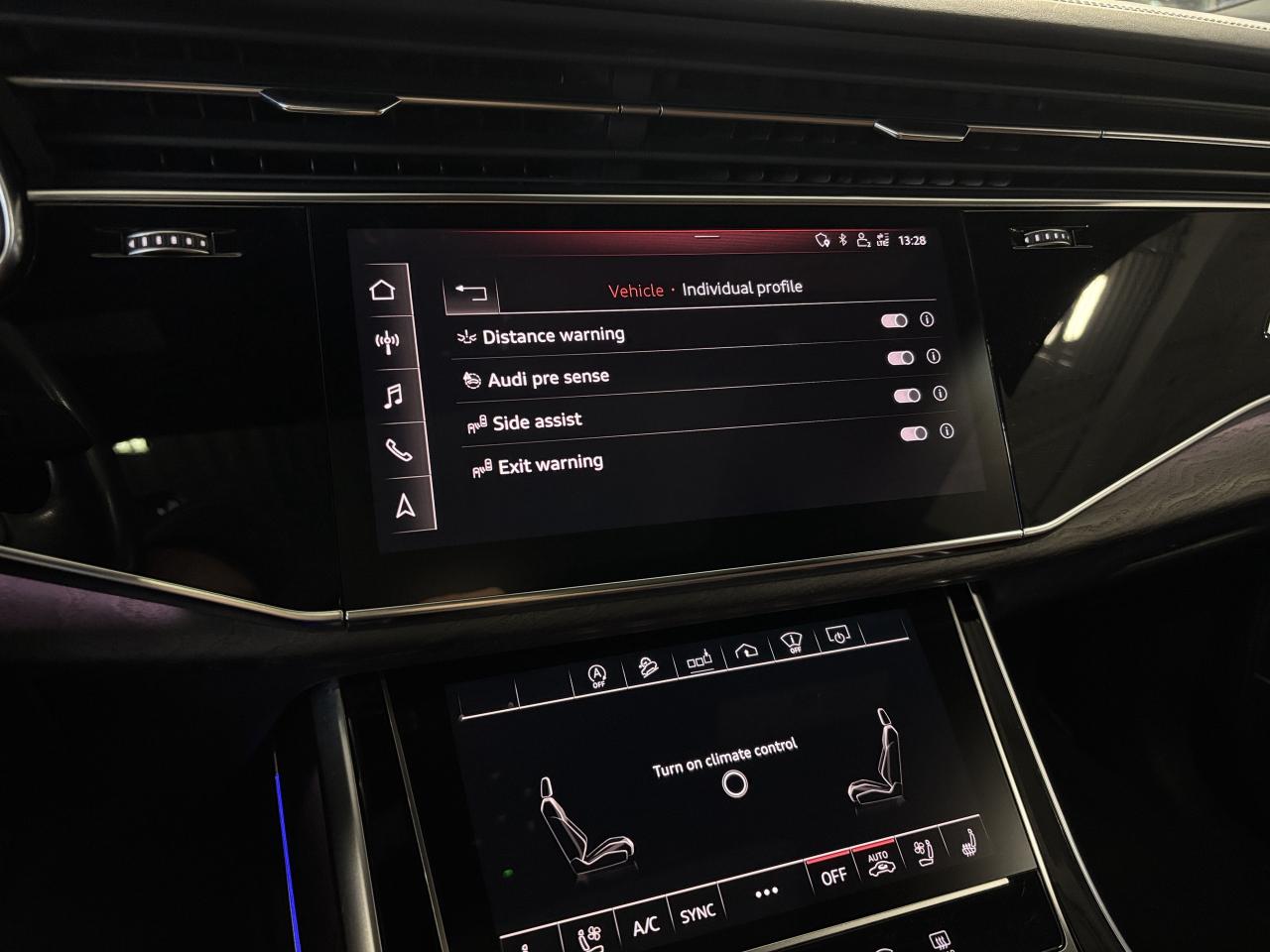 2019 Audi Q8 Technik|S-LINE|QUATTRO|NAV|HEADSUP|WOOD|AMBIENT|3D - Photo #36