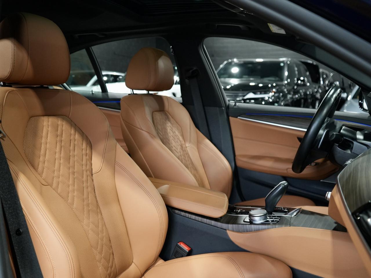 2022 BMW 5 Series 530i xDrive/ROOF/HUD/HARMAN K/INTELLIGENT SAFETY Photo