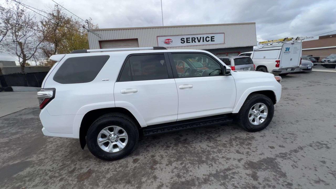 2019 Toyota 4Runner 4X4 | 7-PASS | HTD LEATHER | SUNROOF |NAV | ALLOYS Photo